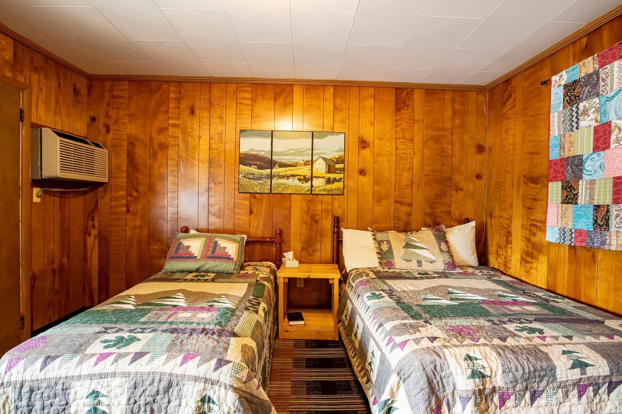 Lloyd'S On The River Country Inn By Oyo Bryson City Esterno foto