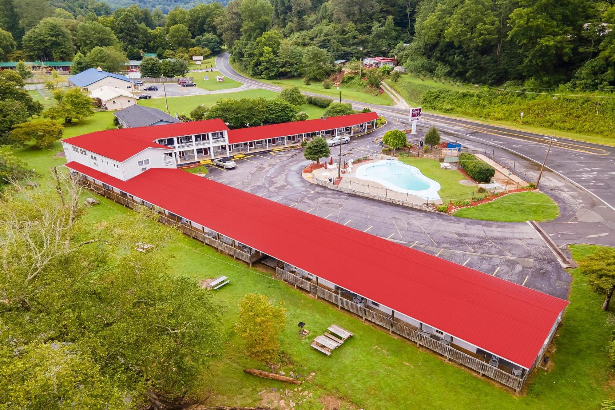 Lloyd'S On The River Country Inn By Oyo Bryson City Esterno foto