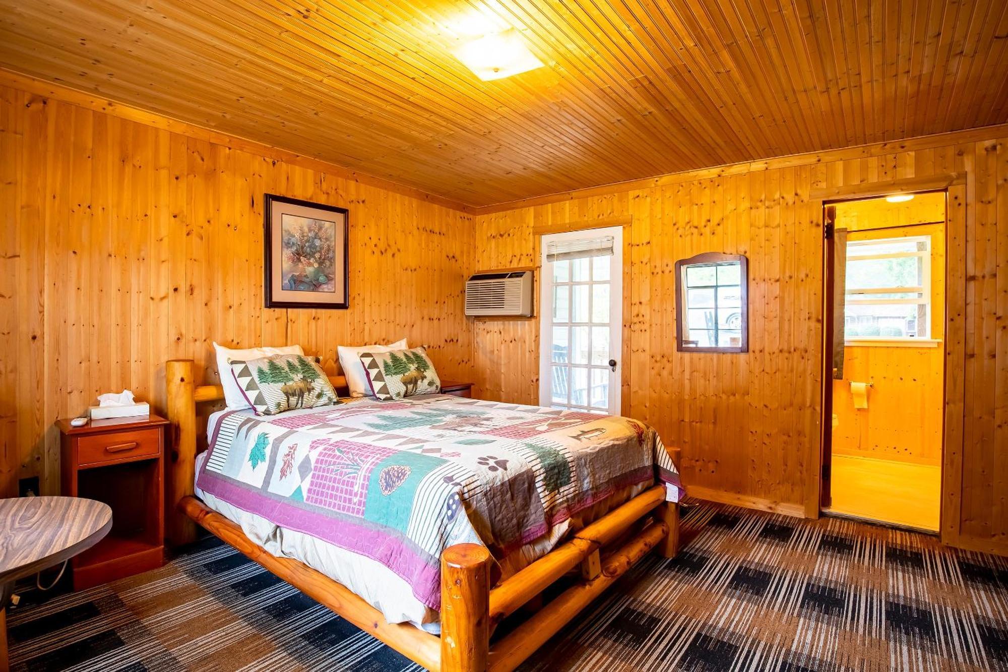 Lloyd'S On The River Country Inn By Oyo Bryson City Esterno foto