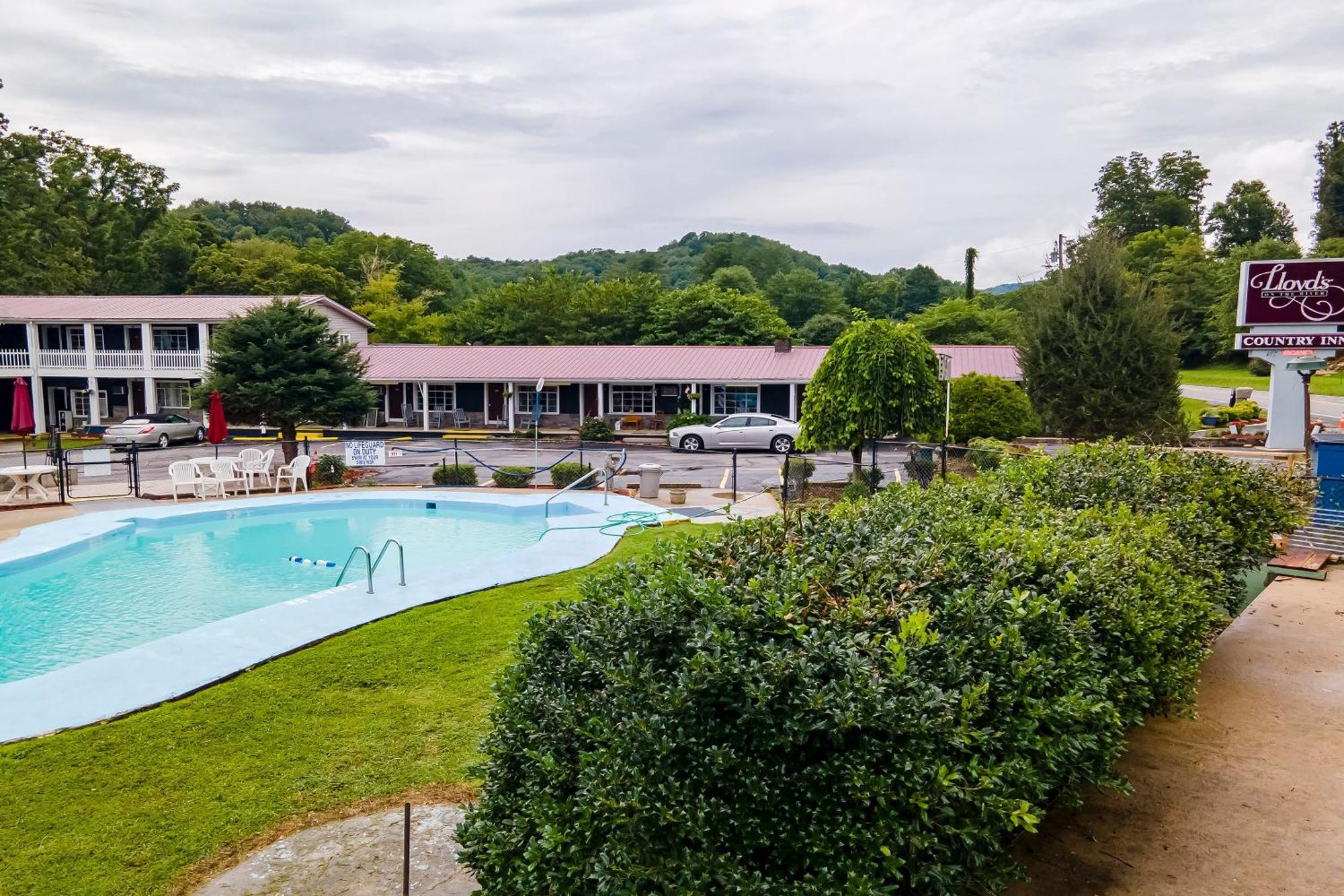 Lloyd'S On The River Country Inn By Oyo Bryson City Esterno foto