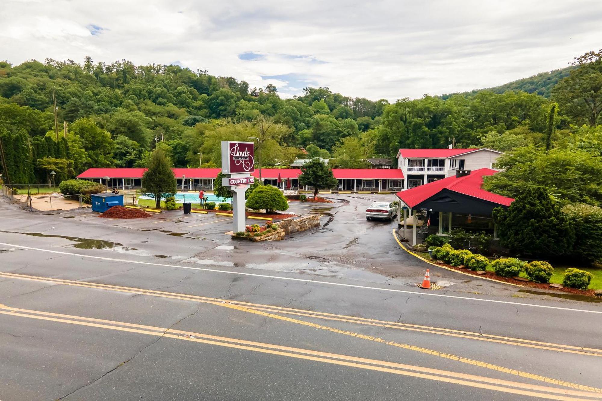 Lloyd'S On The River Country Inn By Oyo Bryson City Esterno foto